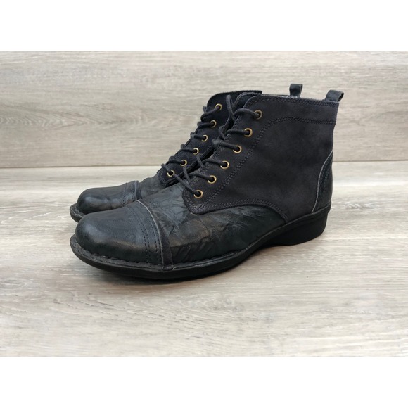 Clarks Whistle Watch Women's Ankle Boots Black Leather 8 Casual Comfort Shoes - Picture 3 of 11